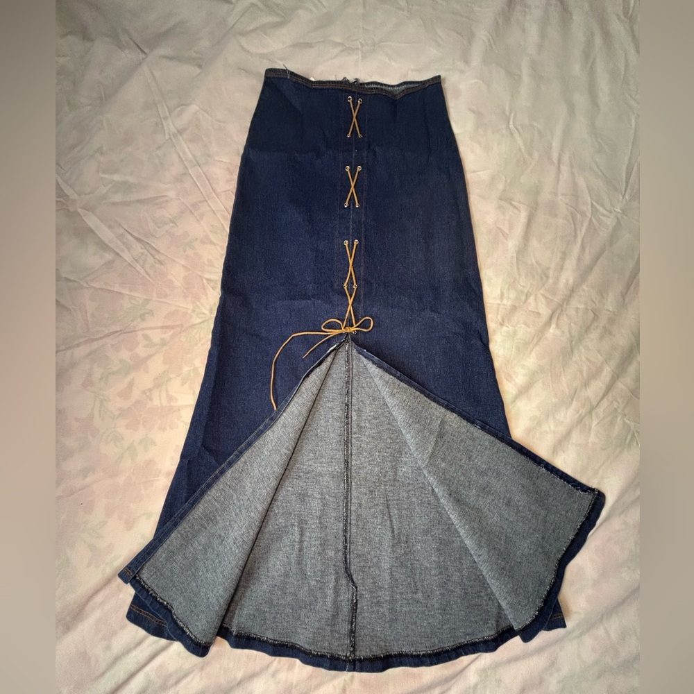 Elegant Lace-Up Denim A-Line Skirt